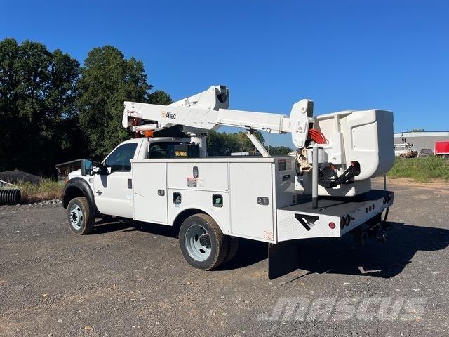 Ford F-550 트럭 탑재 고소작업대