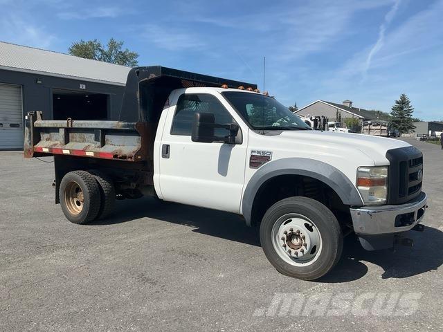 Ford F-550 덤프 트럭