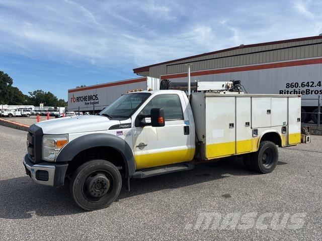 Ford F-550 시립/다목적 차량