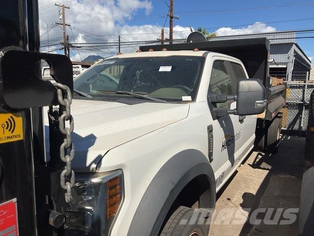 Ford F-550 덤프 트럭