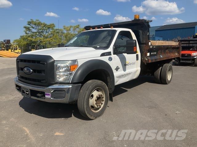 Ford F-550 덤프 트럭