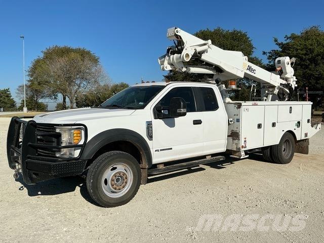 Ford F-550 트럭 탑재 고소작업대