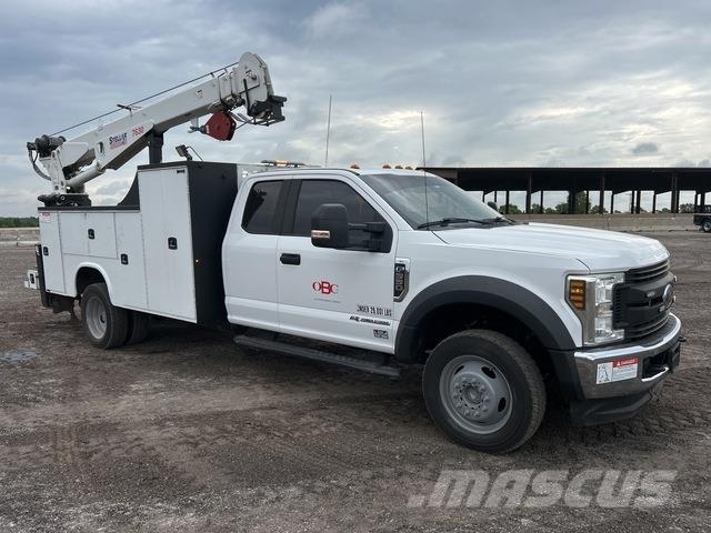 Ford F-550 시립/다목적 차량