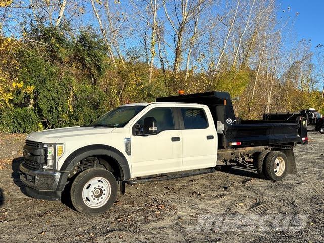 Ford F-550 덤프 트럭