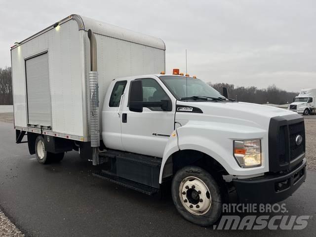 Ford F-650 건설 장비 - 기타