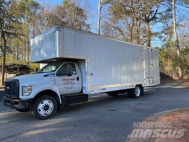 Ford F-650 탑차 트럭
