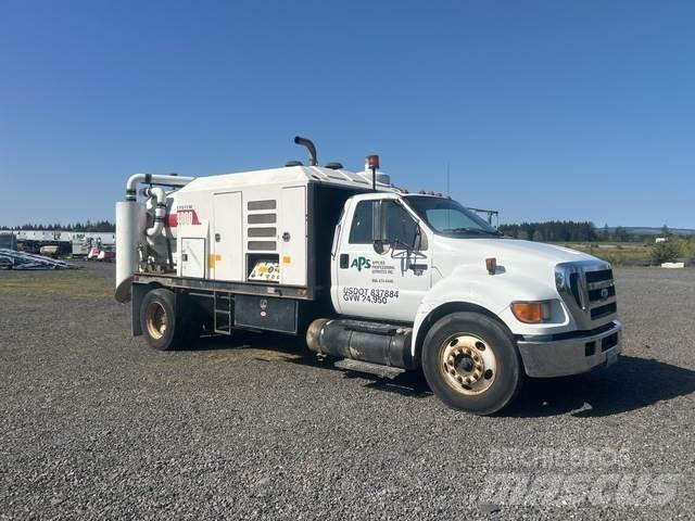 Ford F-650 대형 굴삭기 29톤 이상