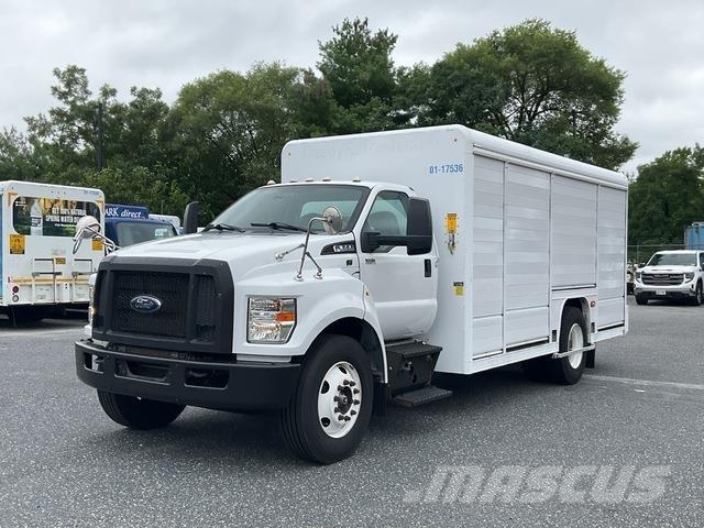 Ford F-650 음료 배달 트럭
