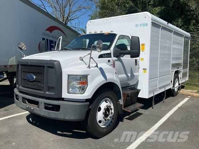 Ford F-650 음료 배달 트럭