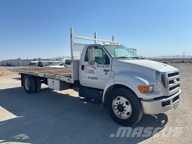 Ford F-650 플랫베드/드롭사이드 트럭