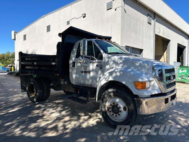 Ford F-650 덤프 트럭