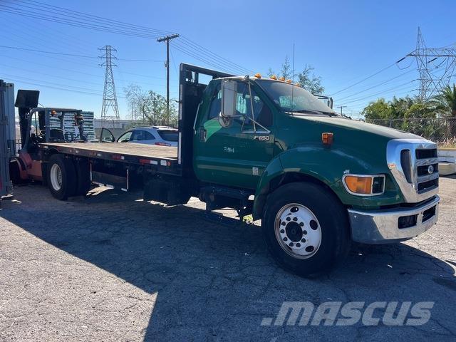 Ford F-650 플랫베드/드롭사이드 트럭