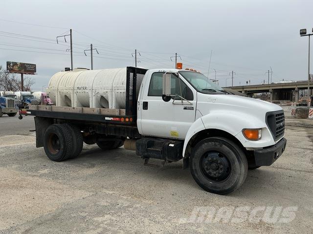 Ford F-650 플랫베드/드롭사이드 트럭