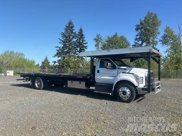 Ford F-750 회수 차량