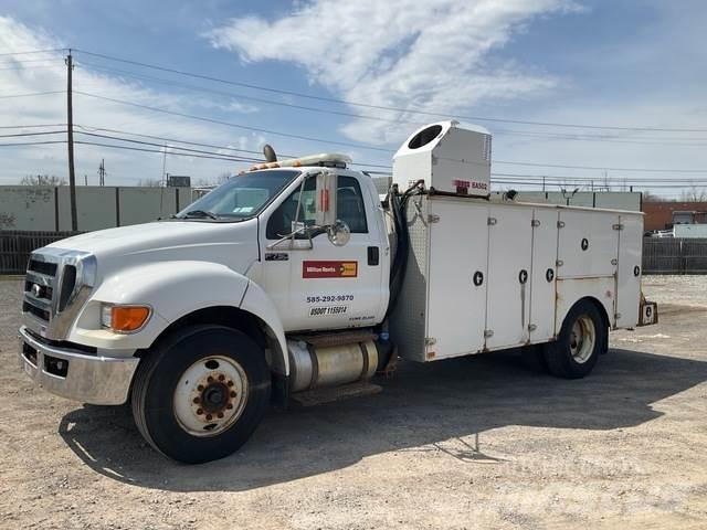Ford F-750 시립/다목적 차량