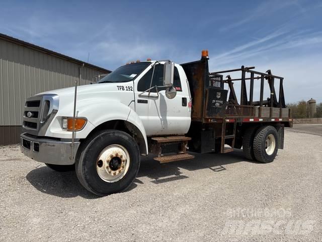 Ford F-750 건설 장비 - 기타