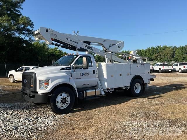 Ford F-750 트럭 탑재 고소작업대