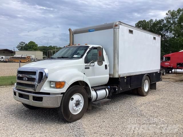 Ford F-750 건설 장비 - 기타