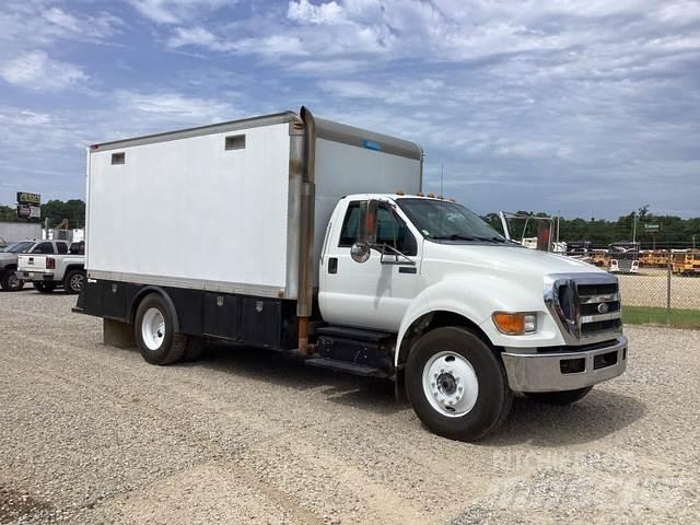 Ford F-750 건설 장비 - 기타