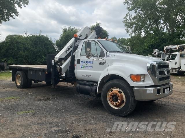 Ford F-750 플랫베드/드롭사이드 트럭