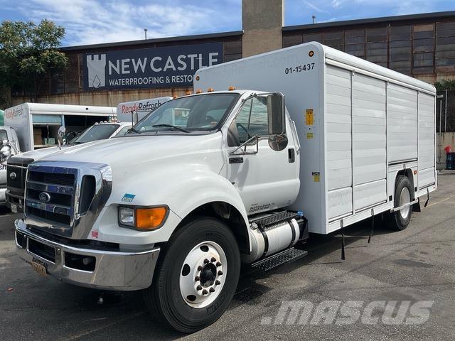 Ford F-750 음료 배달 트럭