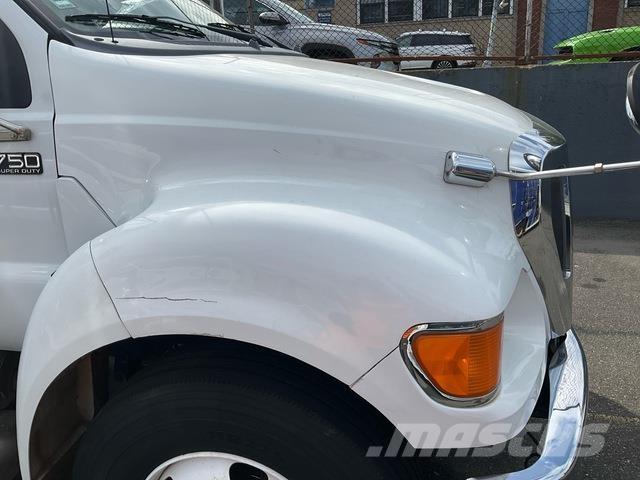 Ford F-750 음료 배달 트럭