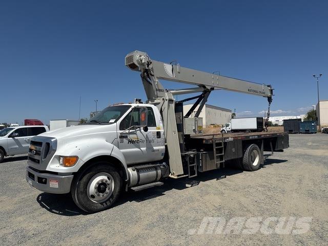 Ford F-750 기타 트럭