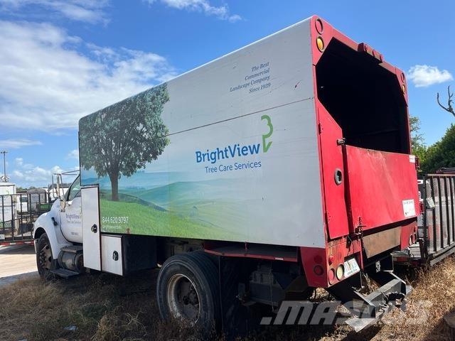 Ford F-750 우드칩 트럭