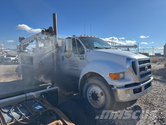 Ford F-750 시립/다목적 차량