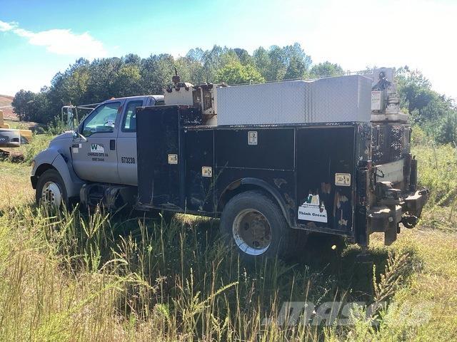 Ford F-750 시립/다목적 차량