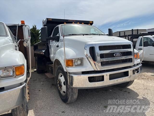 Ford F-750XL 덤프 트럭