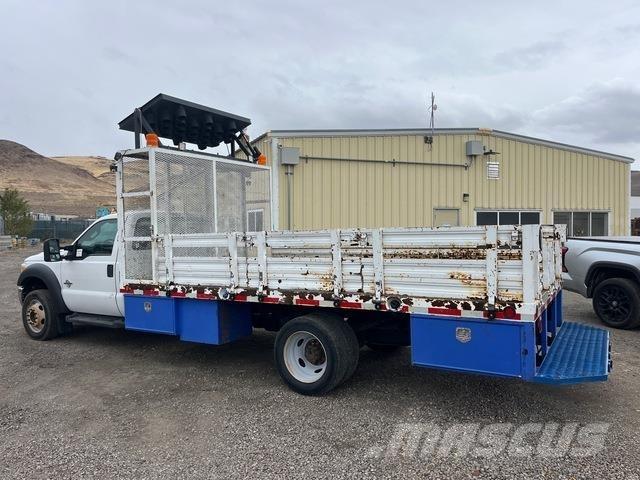 Ford F450 시립/다목적 차량