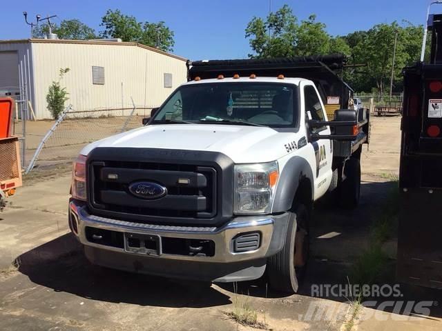Ford F550 덤프 트럭