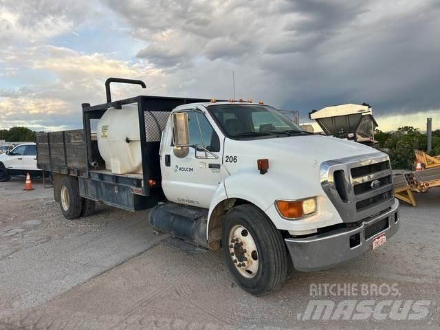 Ford F650 급수차