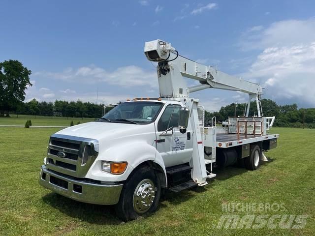 Ford F750 플랫베드/드롭사이드 트럭