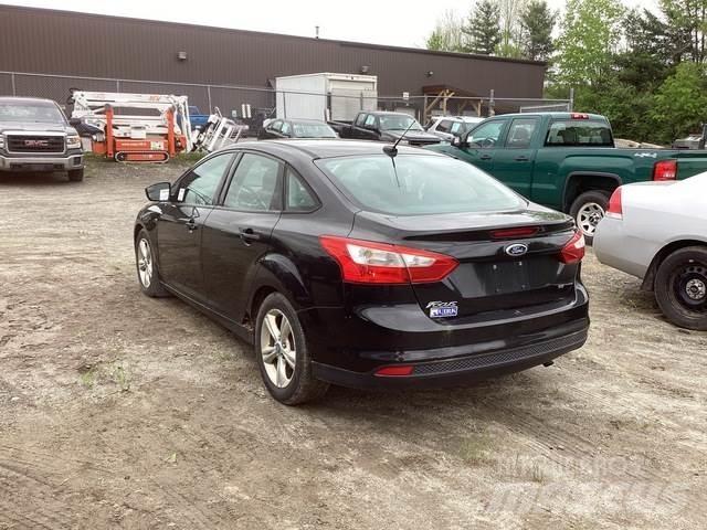 Ford Focus SE 자동차