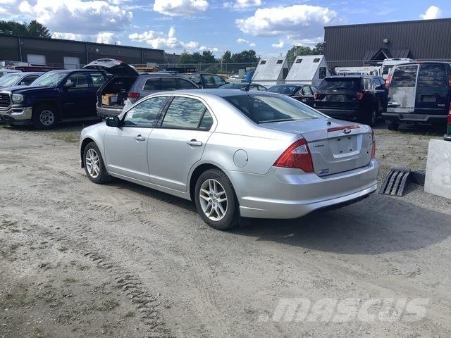 Ford Fusion S 자동차