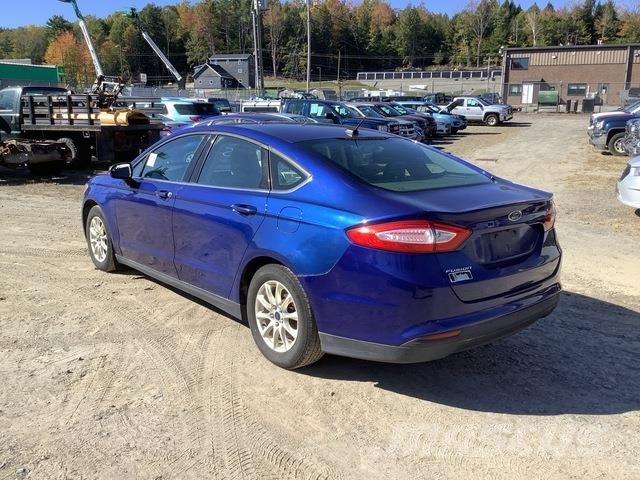 Ford Fusion S 자동차
