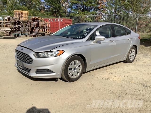 Ford Fusion SE 자동차