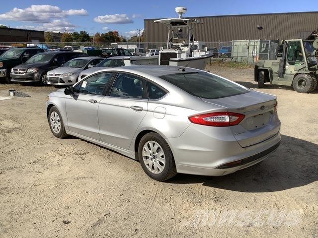 Ford Fusion SE 자동차