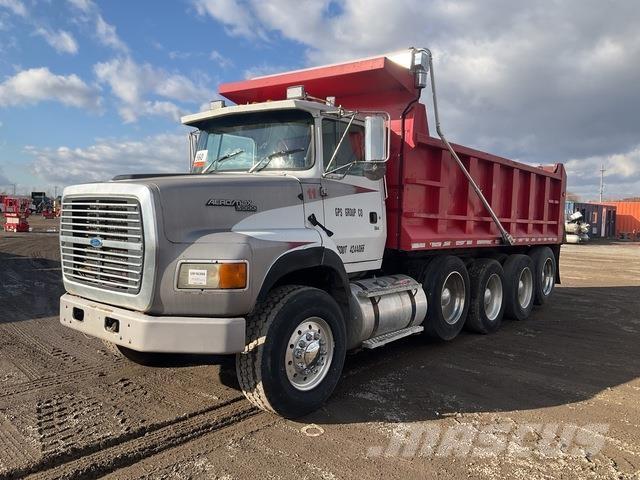 Ford L900 덤프 트럭