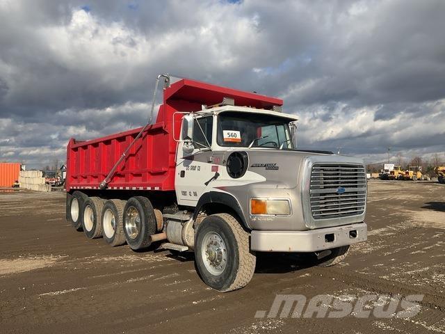 Ford L900 덤프 트럭