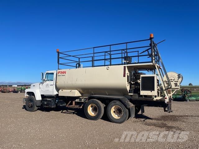 Ford L9000 농기계 - 기타
