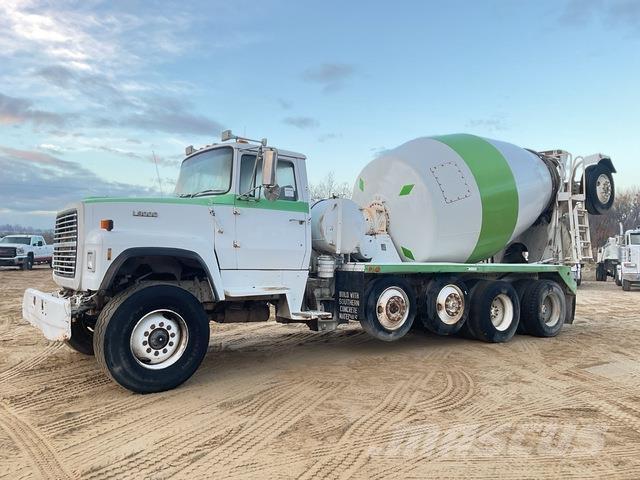 Ford LT9000 기타 트럭