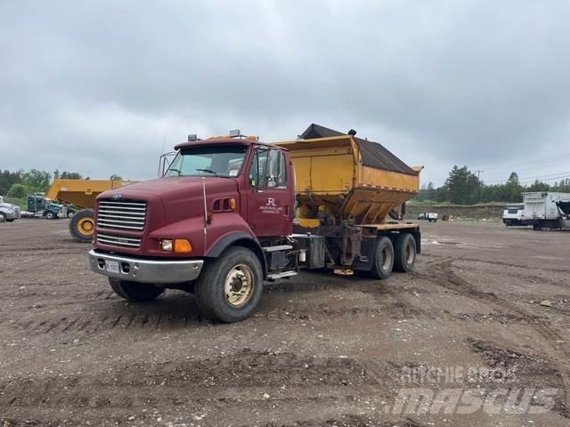 Ford LTS 9000 제설 블레이드 및 제설기
