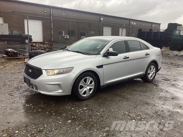 Ford Taurus 자동차