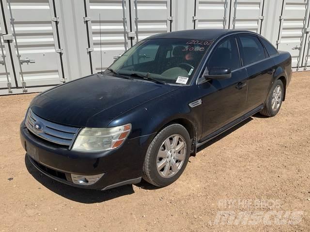 Ford Taurus SE 자동차
