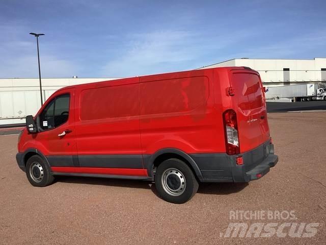 Ford Transit 패널 화물차