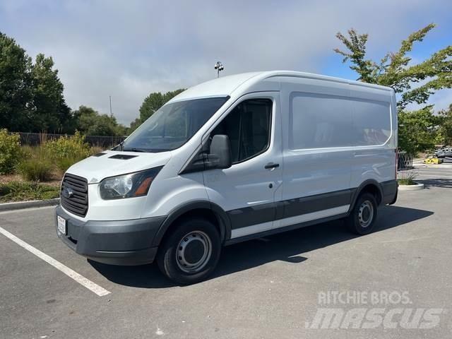 Ford Transit 패널 화물차