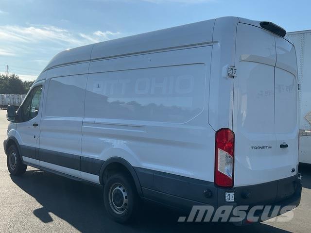 Ford Transit 탑차 트럭